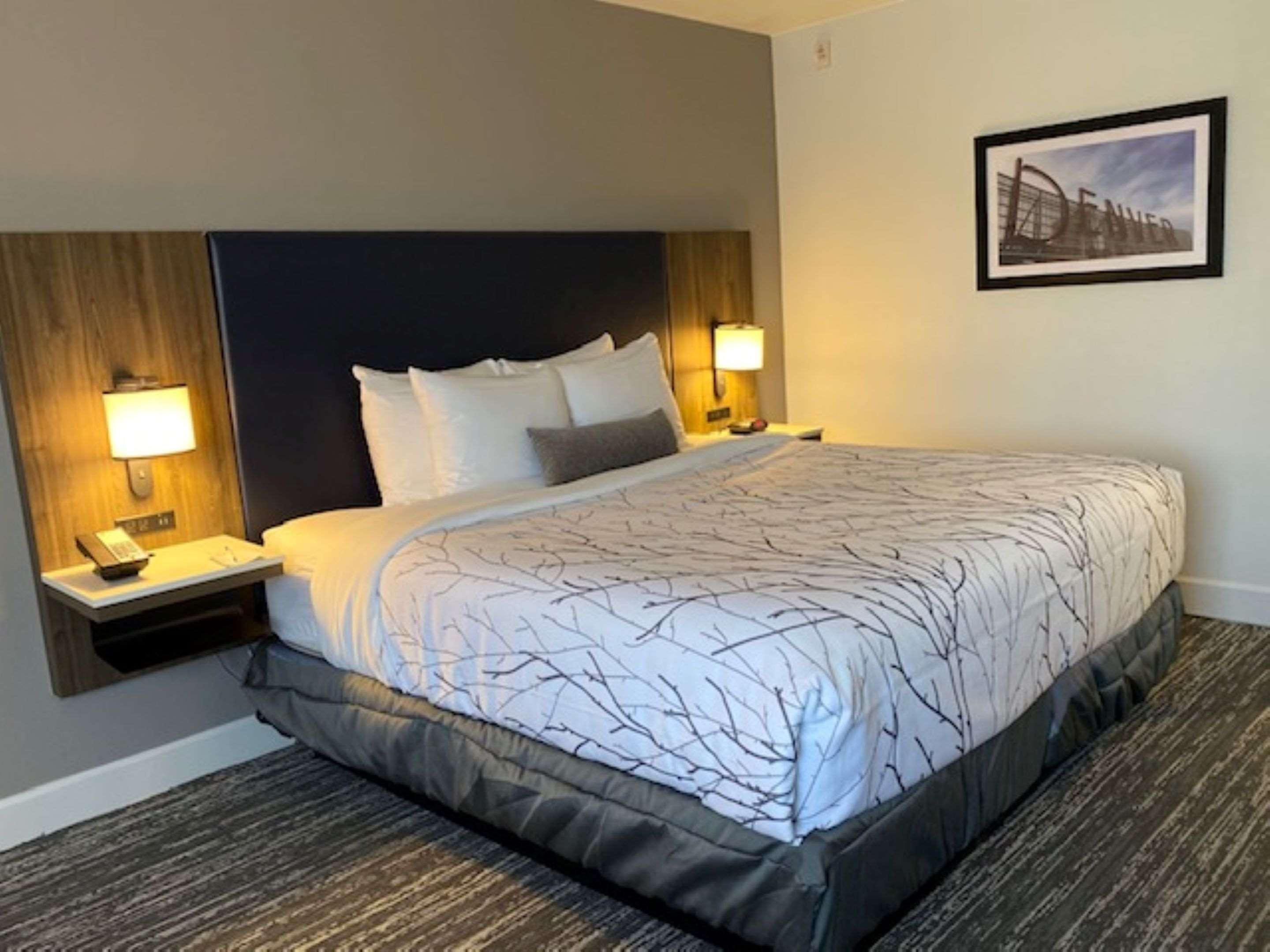 Best Western Premier Denver East Exterior foto