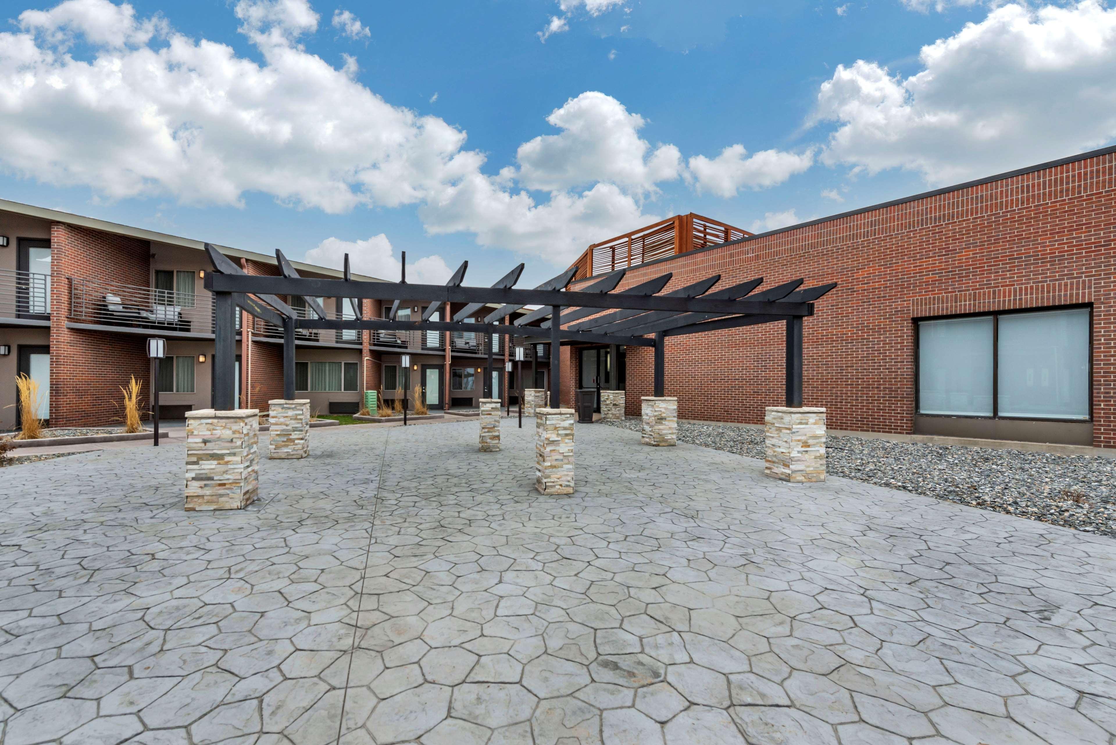 Best Western Premier Denver East Exterior foto