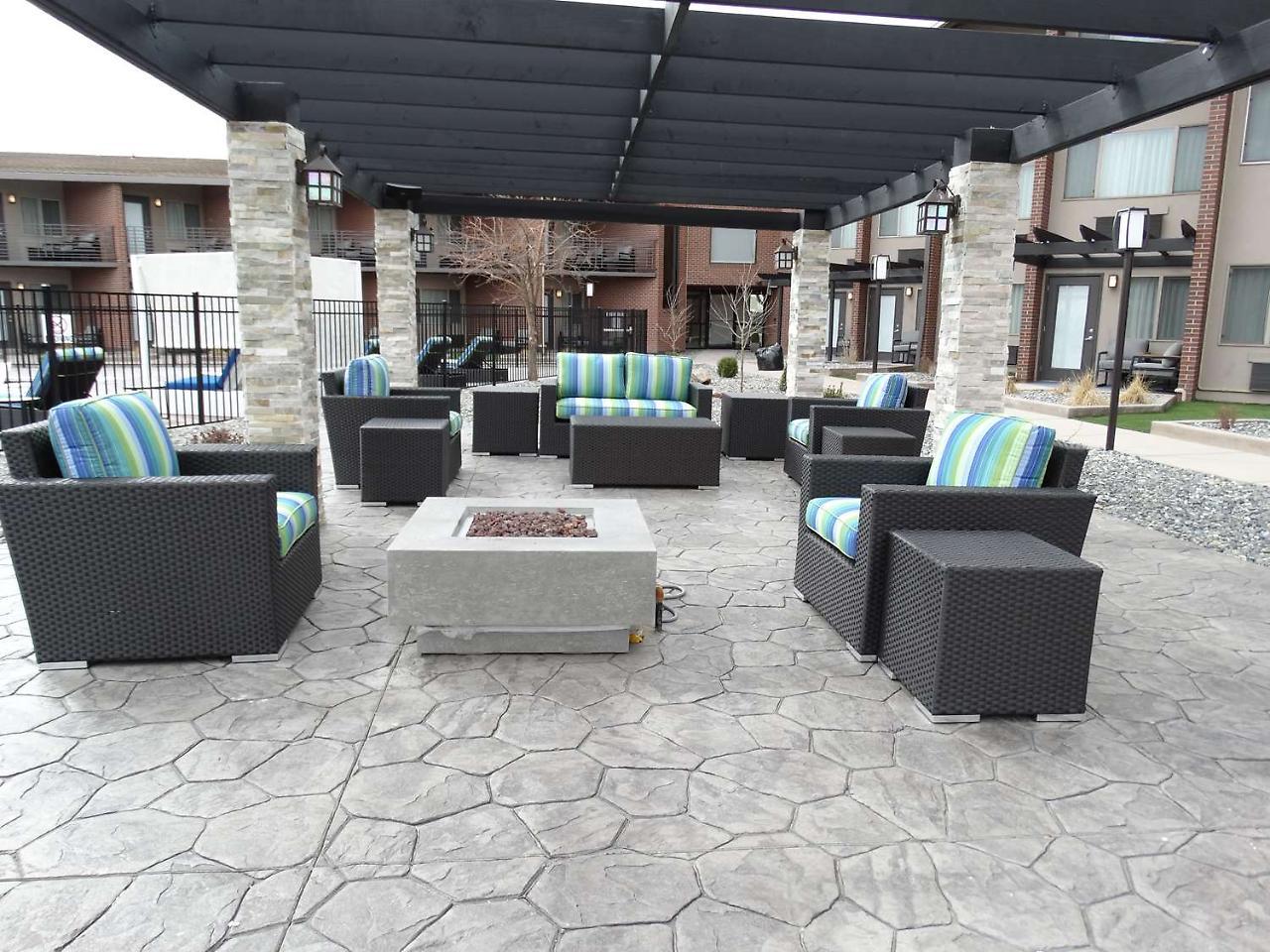 Best Western Premier Denver East Exterior foto